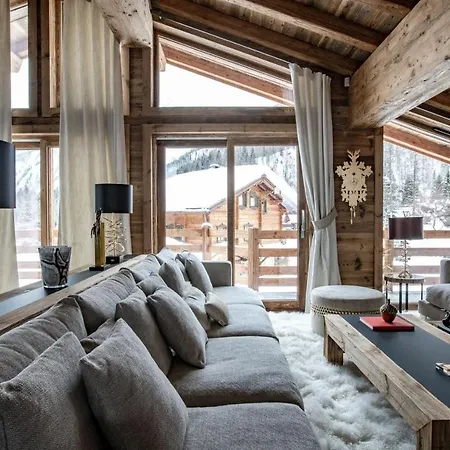 Beautiful Chalet With Sauna For 14 People